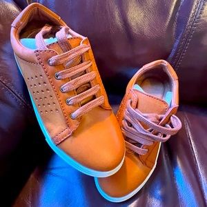 Brand New never worn boys dress shoes. Leather Vice Camuto